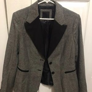 Gray with black blazer suit size large new